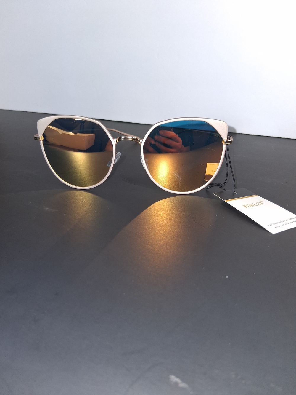 Furlux Pink Cat-Eye Sunglasses with Mirrored Lenses